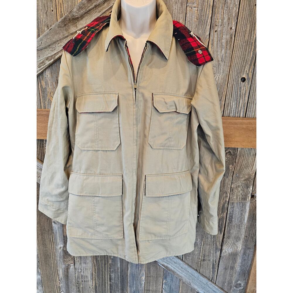 Vintage 1990s Plaid And Solid Beige Reversible field hunting cargo jacket 44 -